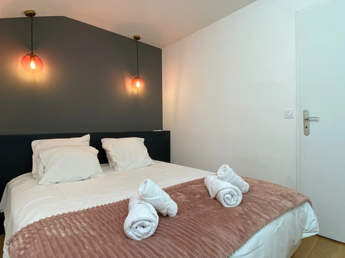 Bedroom in the La Capitale gite